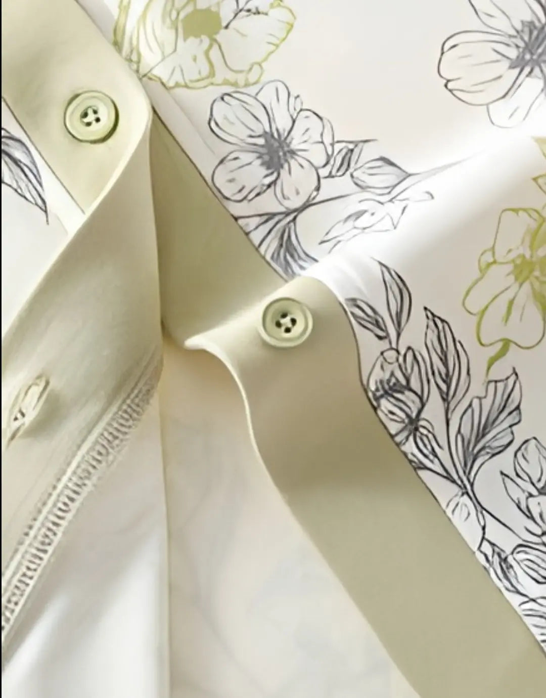 V-neck botanical print women nightwear set – soft stylish sleepwear
