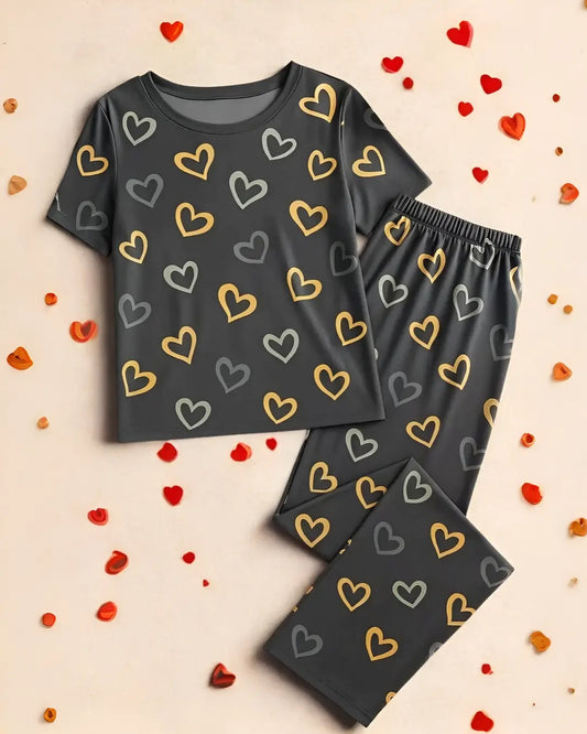 Dark Grey Heart Print Women Nightwear Set featuring soft breathable fabric, relaxed fit, short sleeve top, matching wide-leg pajama pants, comfortable sleepwear and loungewear for women.