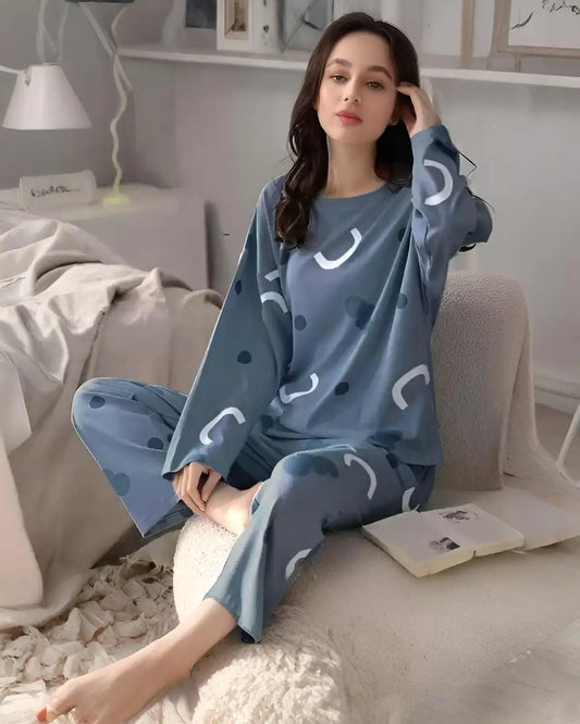 Pattern-print cotton night suit for women in Pakistan